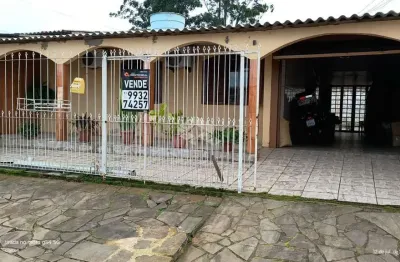 Casa com 2 quartos à venda na Travessa Dez, 22, Guajuviras, Canoas
