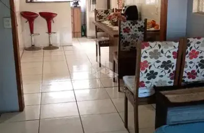 Casa com  02 quartos e  02 banheiros à venda no bairro guajuviras em canoas