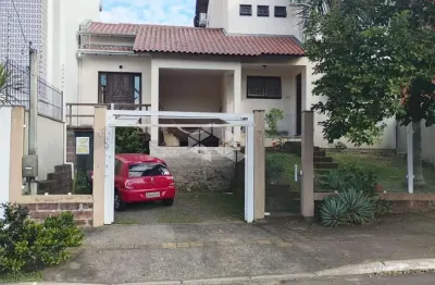 Sobrado com 2 dormitórios com suíte, bairro : moinhos de vento