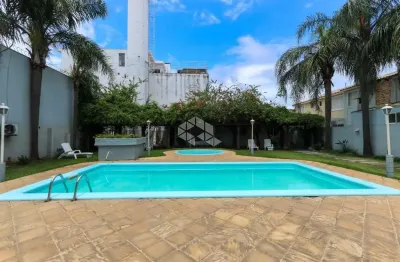 Casa em condomínio fechado com 3 quartos à venda na Avenida Guilherme Schell, 1250, Rio Branco, Canoas