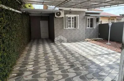 Casa com 2 quartos à venda na Rua João de Azevedo Barbosa Filho, 18, São José, Canoas
