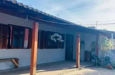 Casa com 3 quartos à venda na Quarenta E Três, 43, Guajuviras, Canoas