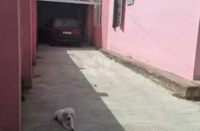 Casa com 4 quartos à venda na Quarenta E Dois, 4, Guajuviras, Canoas