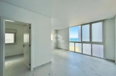 Apartamento de 02 quartos/dormitórios, e 01 vaga/box em capão da canoa.