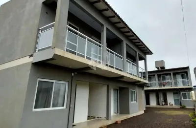 Sobrado com 2 quartos, 1 vaga,  mobiliado em arroio do sal rs