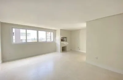 Apartamento 02 dormitórios, 01 suíte, living 2 ambientes, 01 vaga de garagem,  no bairro navegantes, em capão da canoa/rs.