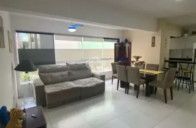 Amplo dois dormitórios mobiliado com terraço lateral em l  zona nova