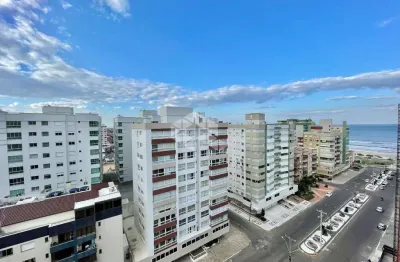 Cobertura de frente com 288 m² , 04 dormitórios, 02 suítes, lareira, churrasqueira, sacada, 02 vagas, infra com piscina, capão da canoa, zona nova,
