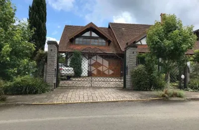 Magnífica residência, de Alto Padrão estilo  Enxaimel, 600 m² com vista para o Vale em Nova Petrópolis -RS