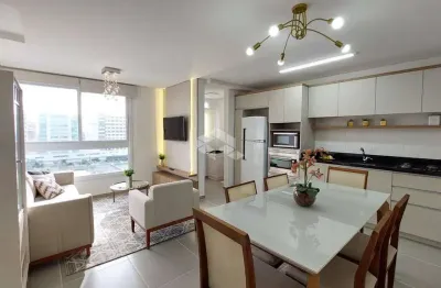 Apartamento novo, decorado e pronto para morar - viva a elegância a poucos passos da praia!