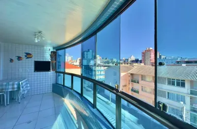 Apartamento de 2 dormitórios, mobiliado e decorado com sacada em capão da canoa.