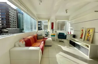 Apartamento de 2 dormitório, 1 suíte, mobiliado, churrasqueira, área de serviço, em capão da canoa