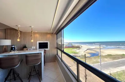 Apartamento à venda frente mar em com 2 quartos (1 suíte) - mobiliado, decorado e com vista definitiva do mar