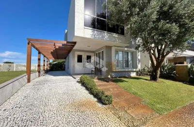 Sobrado mobiliado e decorado, 04 suítes, no condominío capão ilhas - capão da canoa/rs.