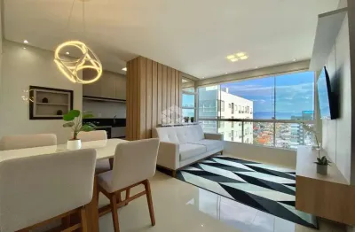 Apartamento 2 suítes, 3 banheiros, 1 box , mobiliado e decorado, no bairro navegantes em capão da canoa!