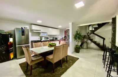 Sobrado com 3 dormitórios no bairro zona nova em capão da canoa