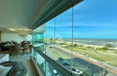 Apartamento frente mar · 4 dormitórios/suítes e 2 garagens no bairro navegantes em capão da canoa