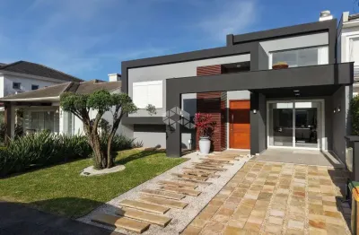 Casa de alto padrão no condado com 3 suítes e spa privativo