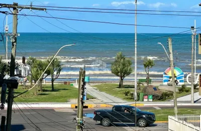 Apartamento com 3 dormitórios + dependência de empregada com vista para o mar em capão da canoa