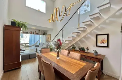 Cobertura duplex com 3 dormitórios mob/dec com 2 vagas de garagem no centro de capão da canoa