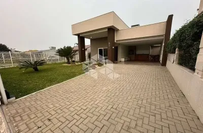 Casa nova de 3 dormitórios e piscina a venda em capão da canoa!!