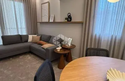 Apartamento mobiliado e decorado, 02 quartos(sendo 01 suíte), lavabo, no bairro zona nova em capão da canoa