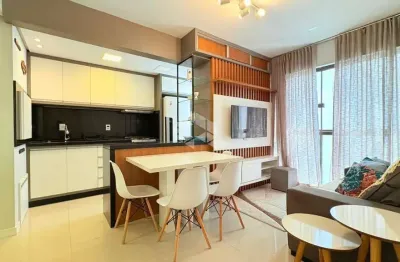 Apartamento 2 dormitórios 1 suíte mobiliado e decorado com box/vaga de garagem no bairro navegantes, capão da canoa