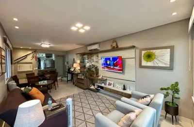 Apartamento de 3 dormitórios sendo 1 suíte mobiliado e com 2 vagas de garagem em Capão da Canoa