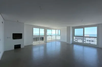 Apartamento 4 suítes + lavabo com 171,99m² de área privativa e 2 box/vaga de garagem no bairro Navegantes em Capão da Canoa