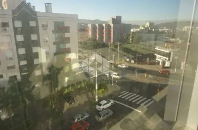 Sala comercial à venda na Avenida Teixeira Mendes, 22, Chácara das Pedras, Porto Alegre