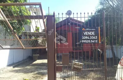 Casa com 2 quartos à venda na Rua Atenas, 37, Morro Santana, Porto Alegre