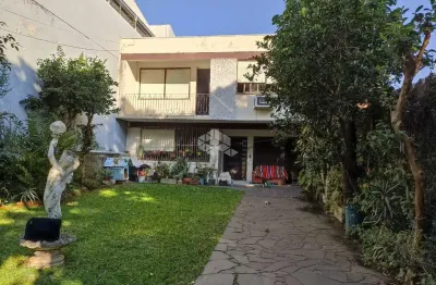 Casa com 5 quartos à venda na Rua Serro Azul, 1039, Santa Maria Goretti, Porto Alegre