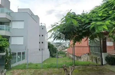 Terreno à venda, na rua estácio de sá, bairro chácara das pedras