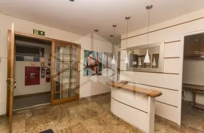 Sala comercial com 144,76m² privativos com 01 vaga de garagem centro histórico