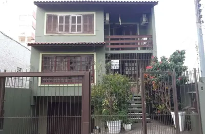 Casa com 4 quartos à venda na Rua São Marcos, 46, Bom Jesus, Porto Alegre