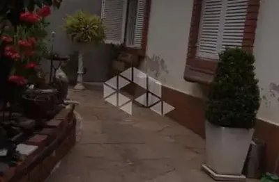 Casa com 4 quartos à venda na Rua Bernardo Guimarães, 148, Partenon, Porto Alegre