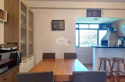 Apartamento com 3 dormitórios/quartos e gararagem no bairro jardim botânico