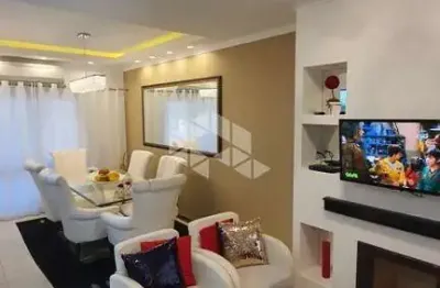 Casa com 3 dormitórios em condomínio, junto ao shopping jardim verde