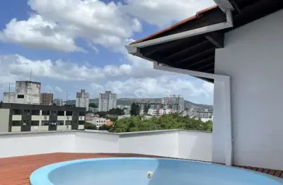 Cobertura com 3 dormitórios  sendo 01 suite e 1 vaga de garagem  no bairro cristo redentor
