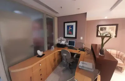 Sala comercial à venda na Avenida Cristóvão Colombo, 3084, Floresta, Porto Alegre