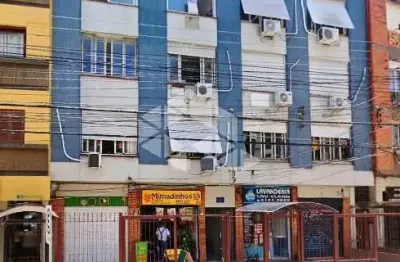 Apartamento à venda, na rua demétrio ribeiro, com 2 dormitórios, 2 banheiros e dependência de empregada