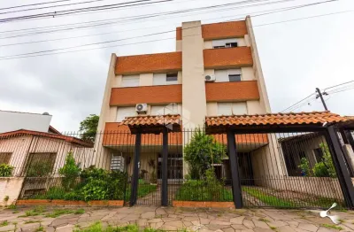 Apartamento desocupado à venda no bairro partenon, com 2 dormitórios, dependência de empregada, 2 banheiros e vaga de garagem