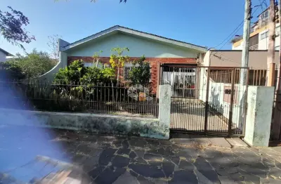 Casa com 5 quartos à venda na Rua Major Hércules Gomes Limeira, 126, São Sebastião, Porto Alegre