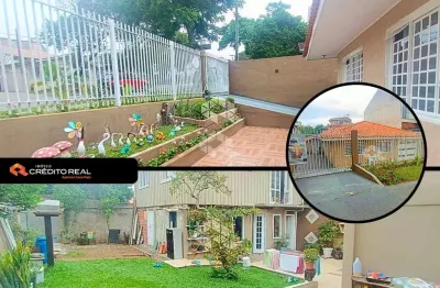 Casa com sobrado nos fundos | 3 quartos  | 190m²  no boqueirão