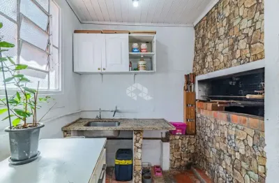 Casa com 3 quartos à venda na Rua Vinte e Um de Agosto, 152, Cavalhada, Porto Alegre