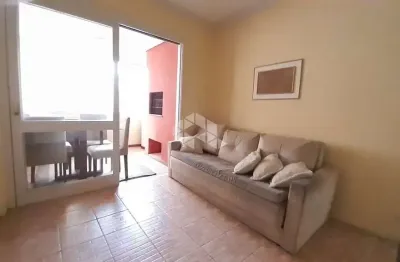 Cobertura 2 dormitórios mobiliado com sacada no bairro tristeza! arejado, ensolarado, 63 m².