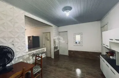 Casa com 2 quartos à venda na Rua Africa do Sul, 252, Lomba do Pinheiro, Porto Alegre