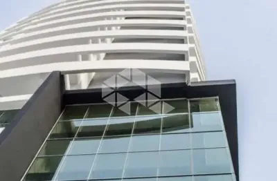 Apartamento semimobiliado com 1 dormitório e 1 vaga rotativa no bairro lourdes em caxias do sul