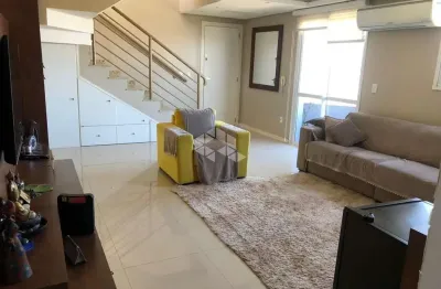 Linda cobertura com 4 quartos e 3 banheiros e 2 vagas em caxias do sul