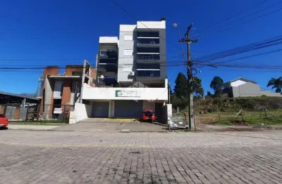 Apartamento semimobiliado, com 63m², 2 dormitórios, 1 banheiro, sacada fechada, churrasqueira, 1 vaga de garagem estendida, bairro desvio rizzo em lu